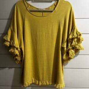 Umgee Womens Blouse Ruffled Fringed Short Sleeve Mustard Yellow Size Small Linen